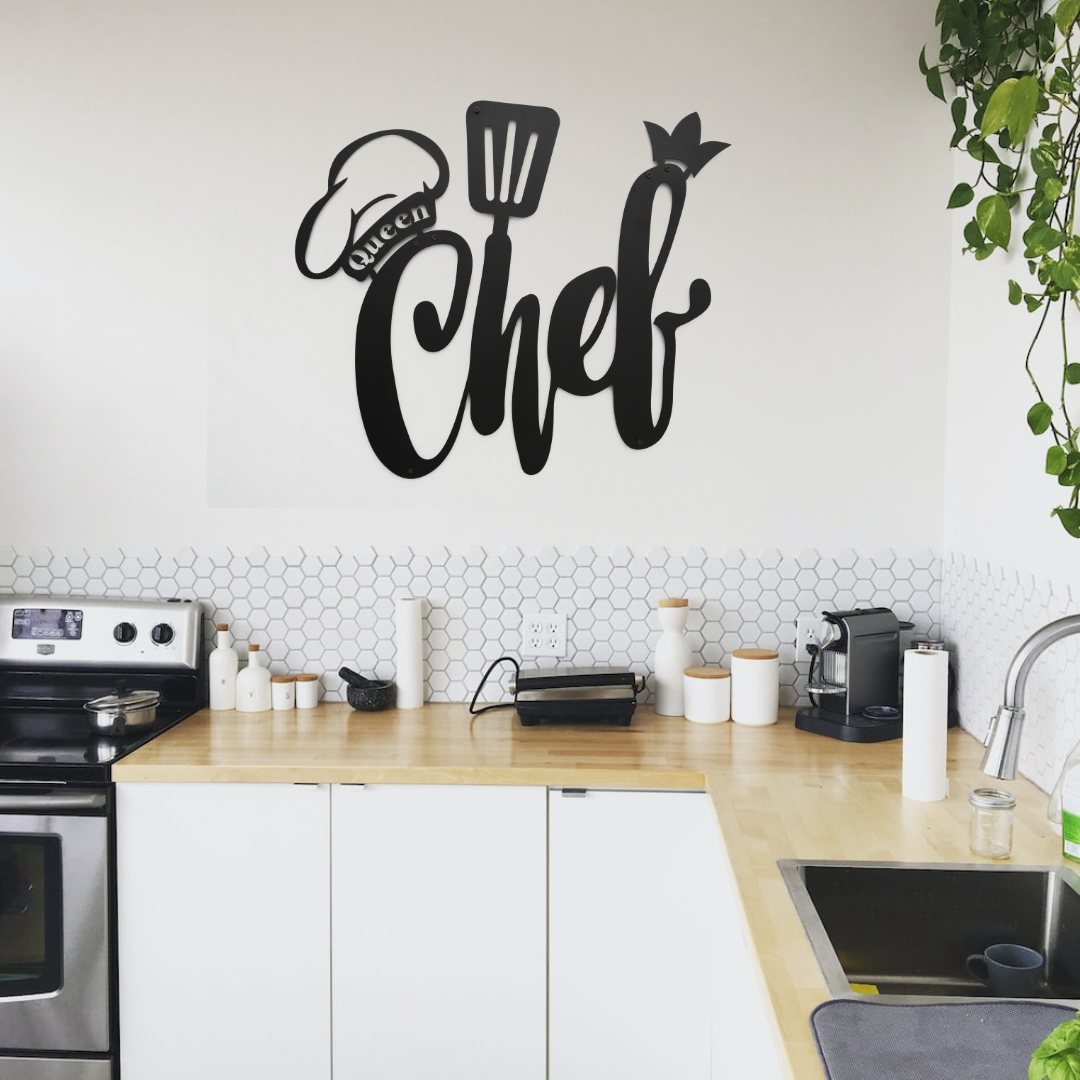 Black Metal Wall Hanger with Chef Pattern Suitable for All Walls