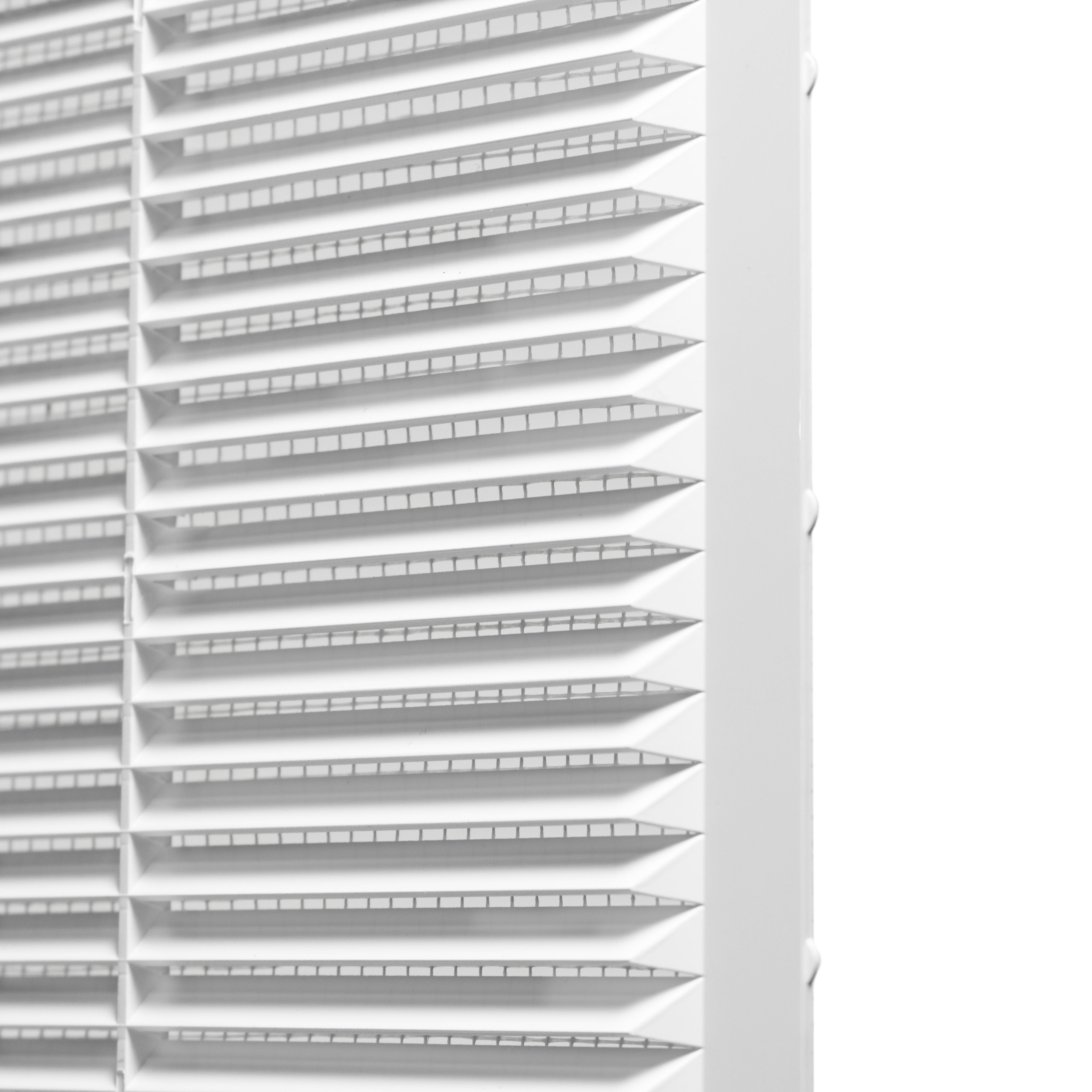 Louvre Vent D/235W 235mm X 235mm with Fly Screen for Home and Garden Use
