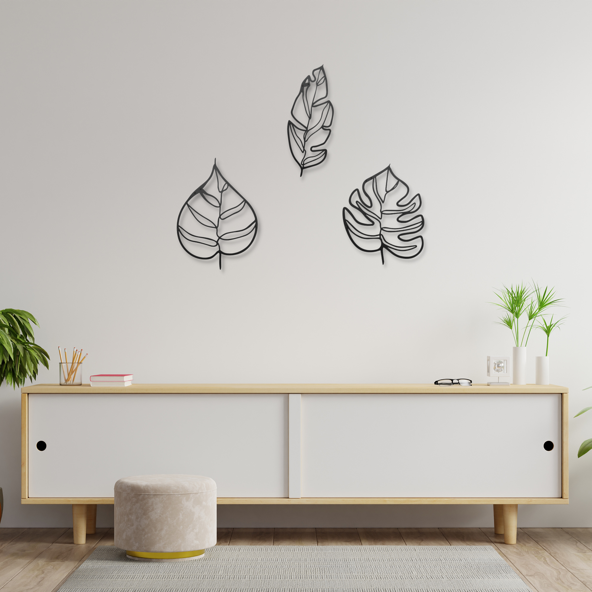 Leaf Patterned Black Metal Wall Hanger Suitable for All Walls 2mm Thickness 46x37 cm