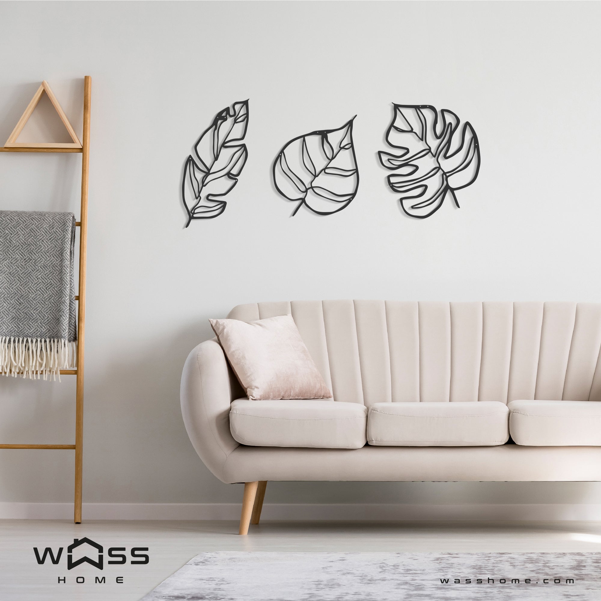 Leaf Patterned Black Metal Wall Hanger Suitable for All Walls 2mm Thickness 46x37 cm