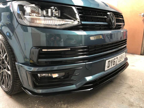 Volkswagen VW T6 Sportline Gloss Black Splitter